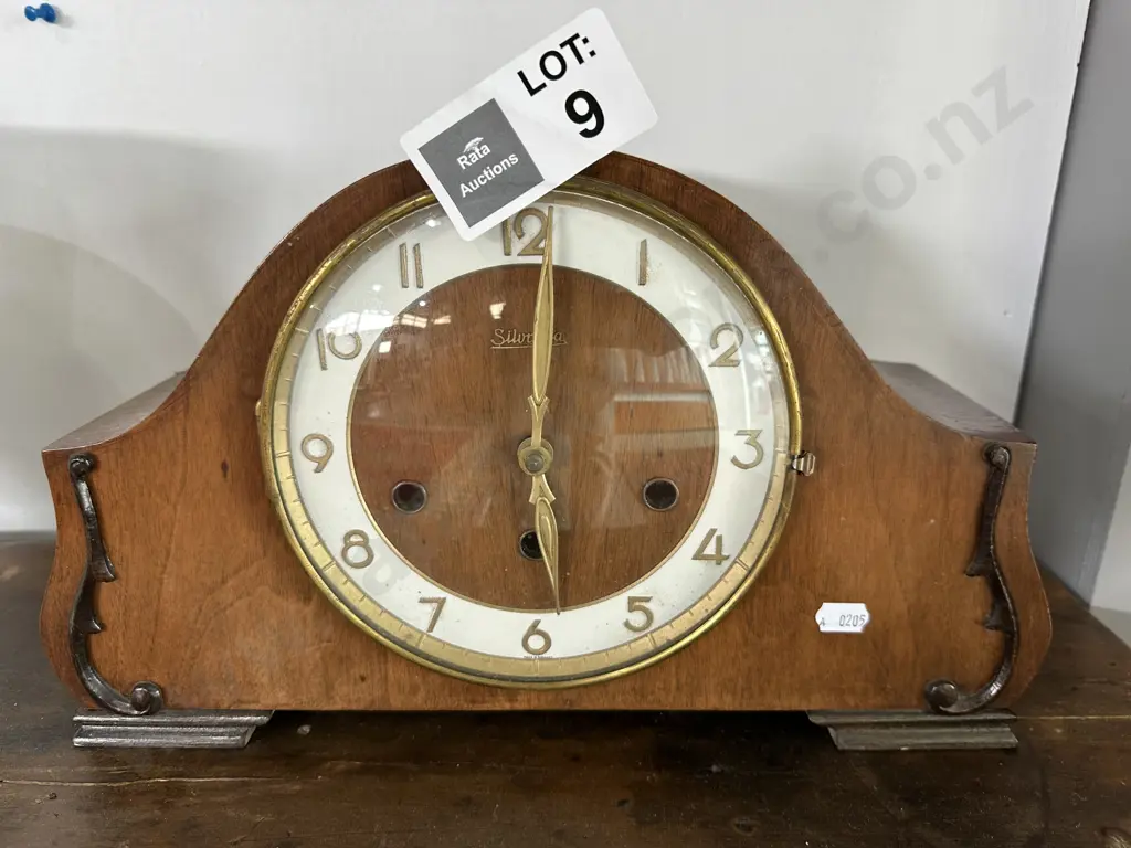 Mantle clock Image 1++