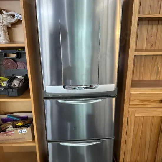 Fridge freezer