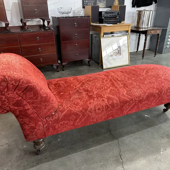 Chaise Longue