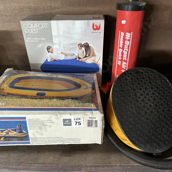 inflatable raft, double mattress and pumps