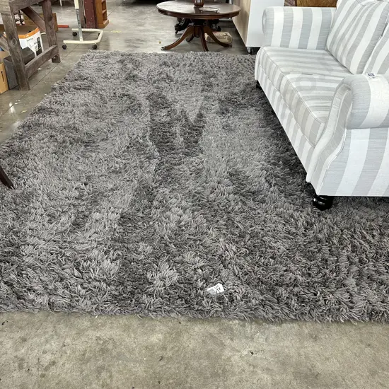 Turkish long pile polyester rug 3.9x3m