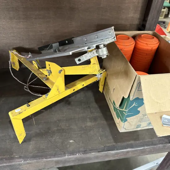 Clay targets and trap