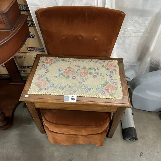 Paino stool and bedroom chair