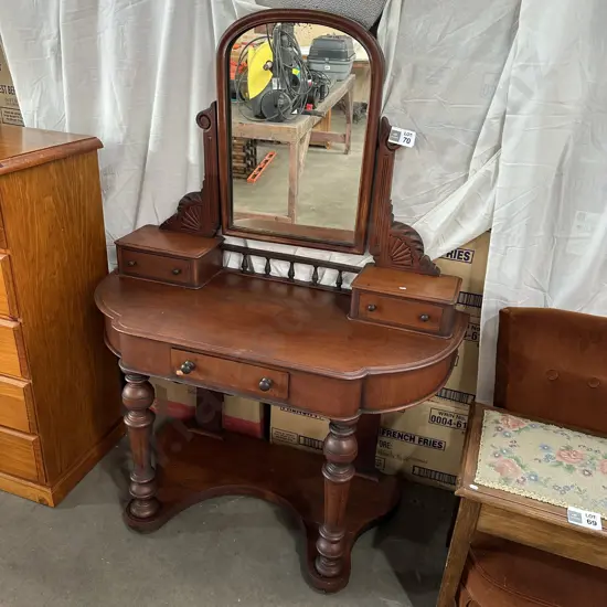 Victorian dressing table