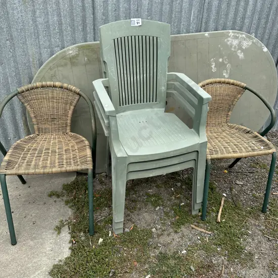 outdoor table and chairs - as is