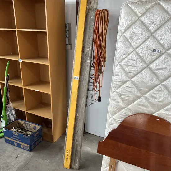 Painters plank, straight edge and leads