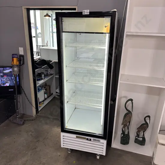Commercial drinks chiller - no handle