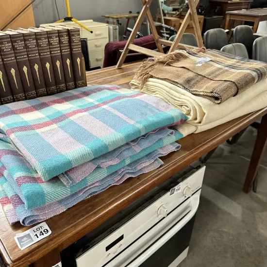 Woolen blankets