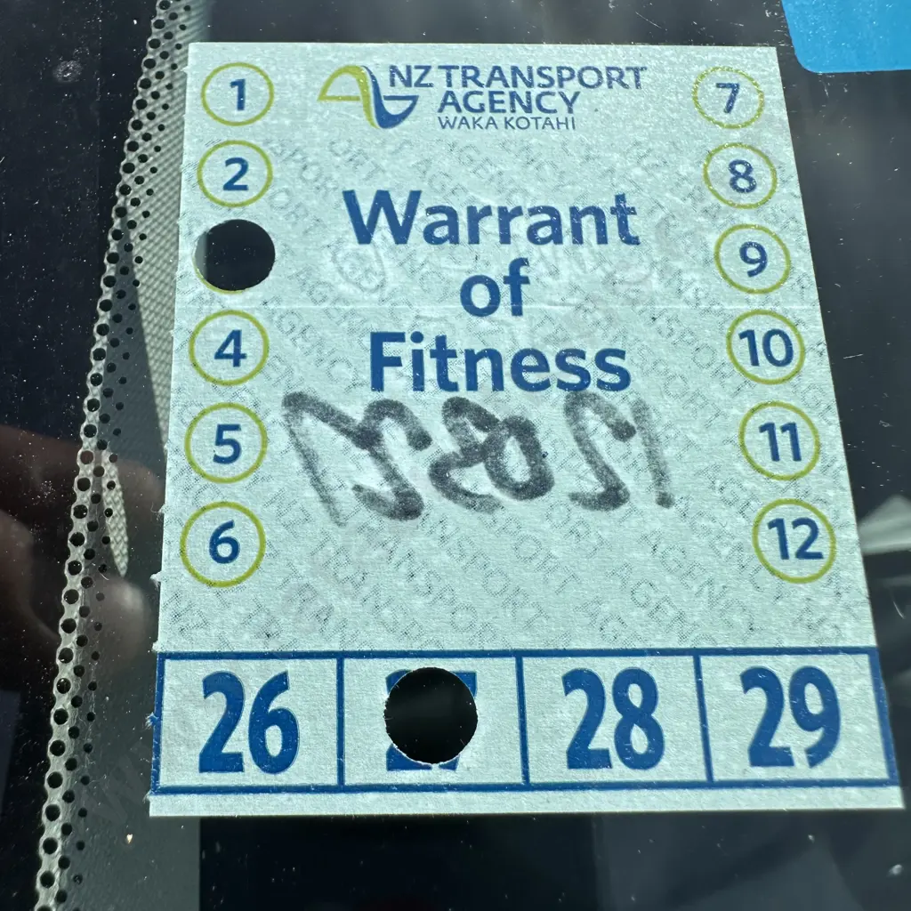 2015 Holden Barina RS on mint Pirelli tyres 78000kms Image 1++