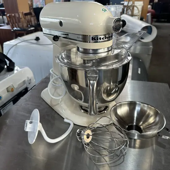 Kitchen Aid mixer- excellent condition