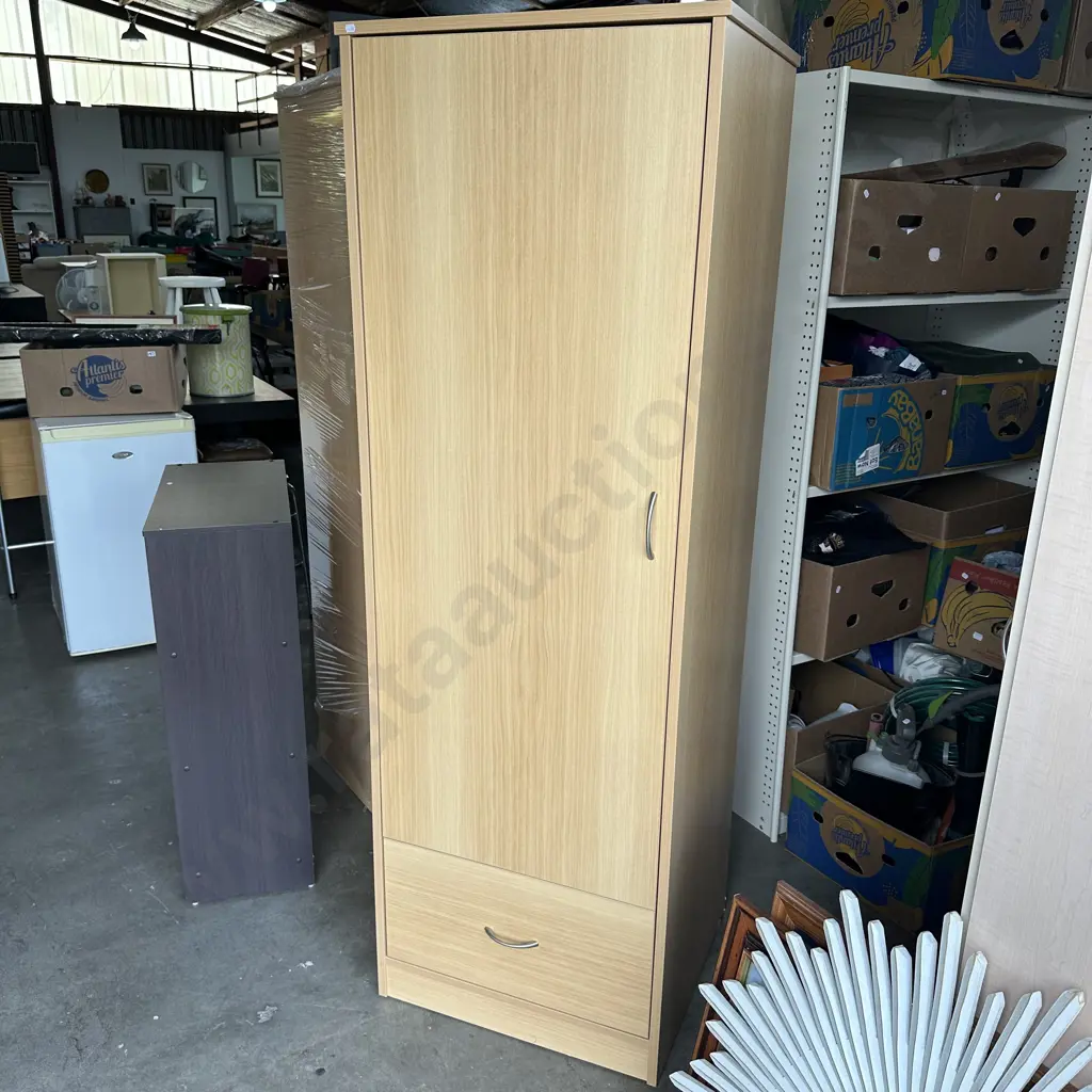 new wardrobe with drawer - still wrapped Image 1++