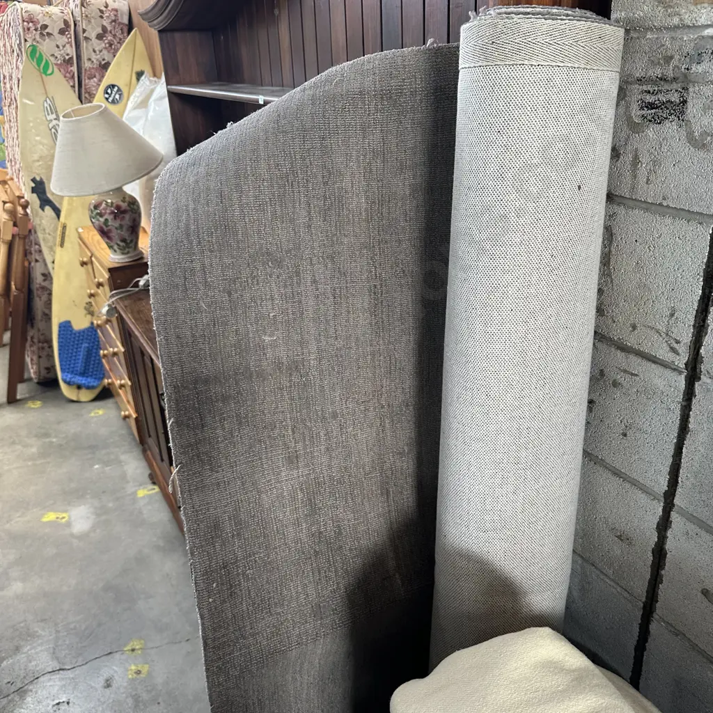 average rug 1.6 x 2.3 Image 1++