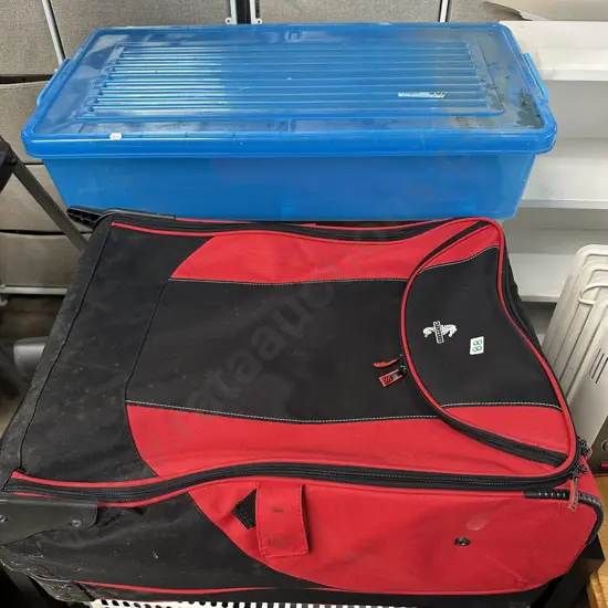 lidded bin and travel case