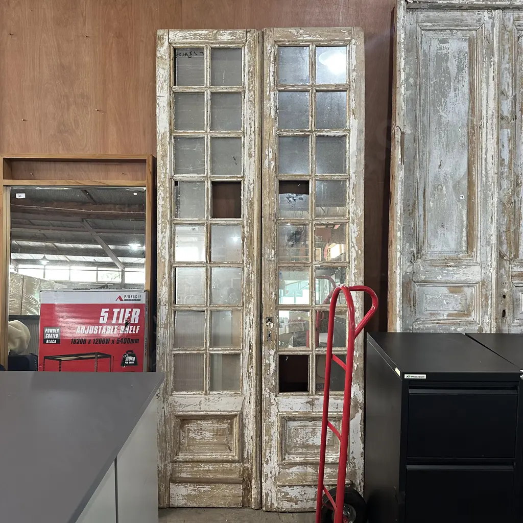 Pr mirrored Egyptian doors Image 1++