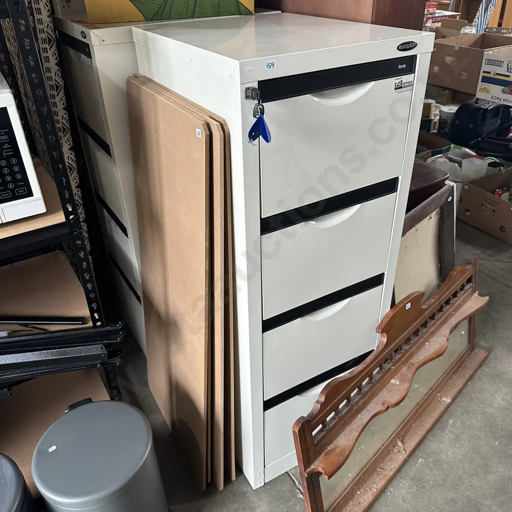 lockable 4 drawer file Image 1++