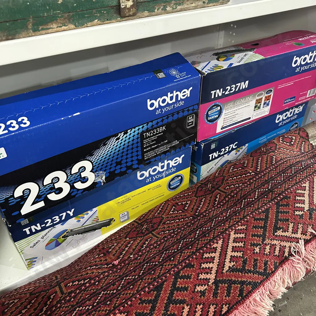 new toner x 4 Image 1++