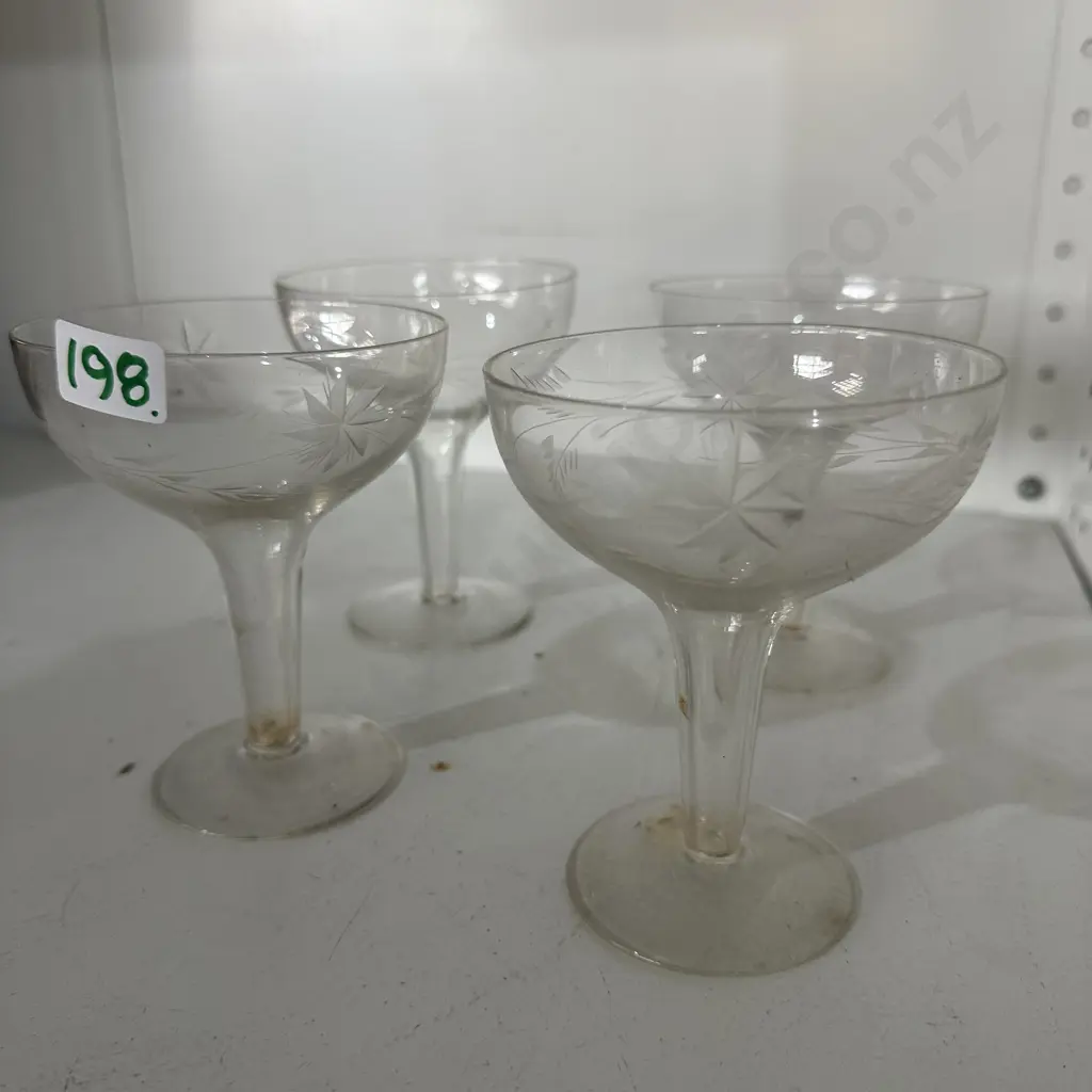 4 vintage hollow stem champagne glasses Image 1++