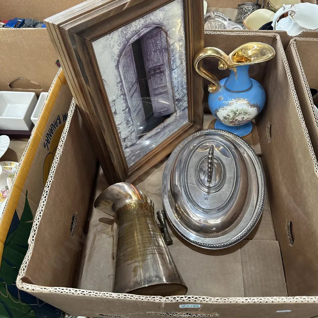 Box lot with large Limoges percaline jug, silverware etc. Image 1++