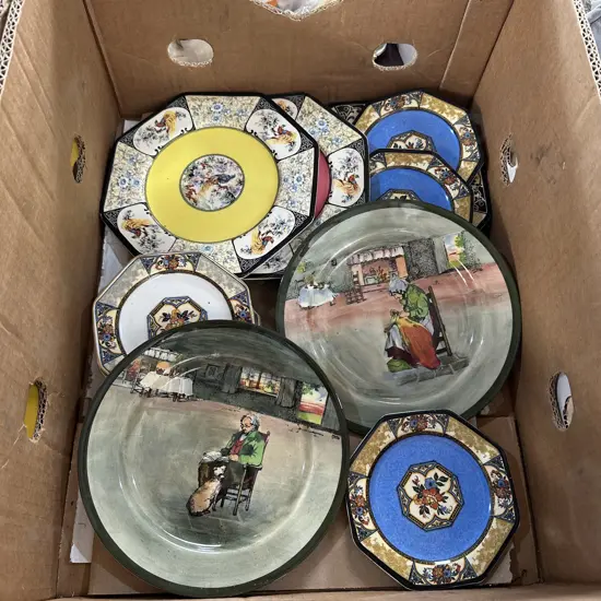 Box of collectable wall plates.