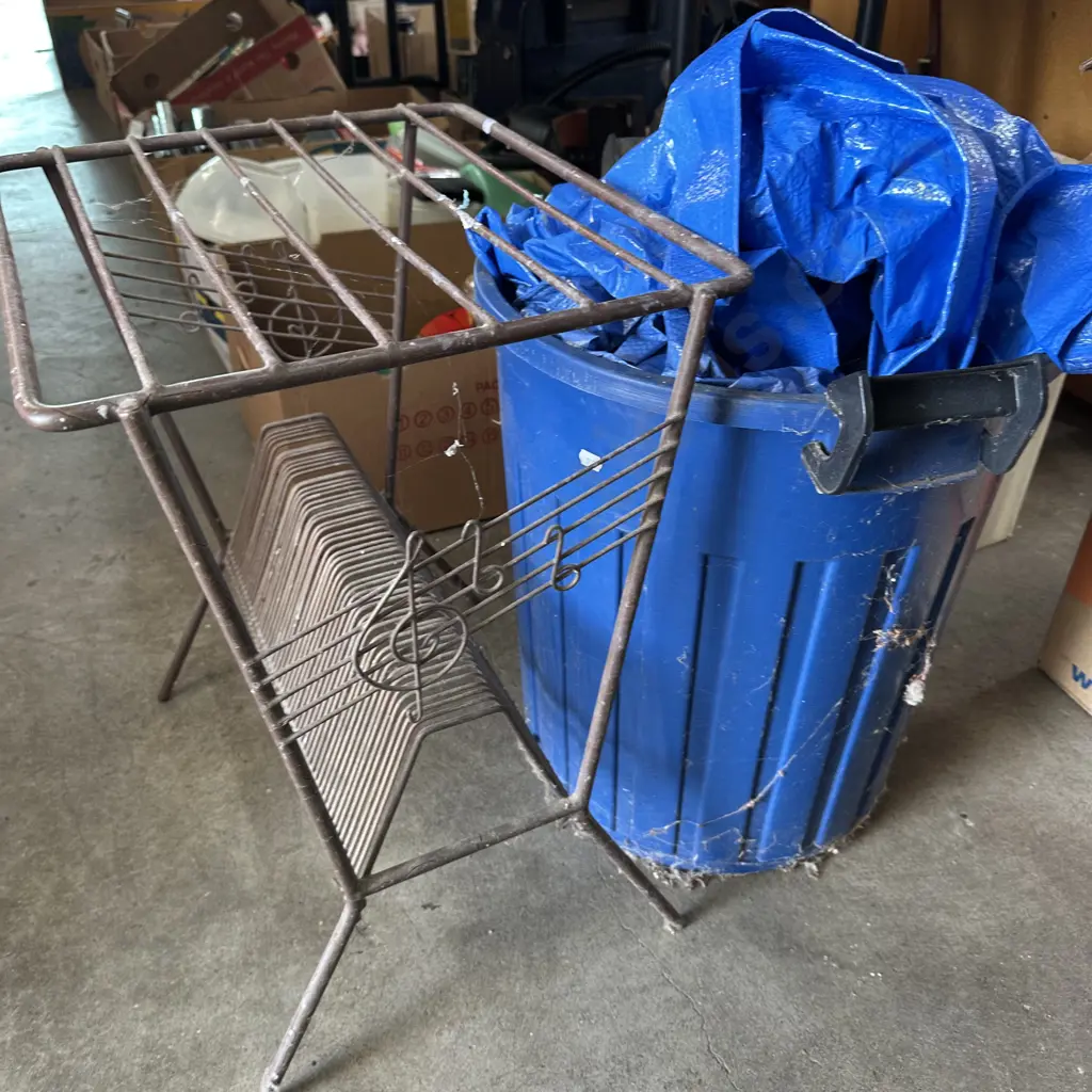 LP Stand and bin full of tarps. Image 1++
