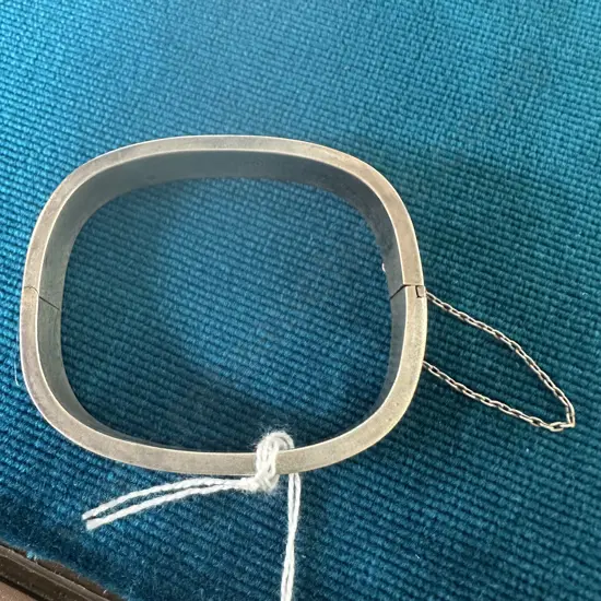 Sterling silver square shaped bracelet 22g