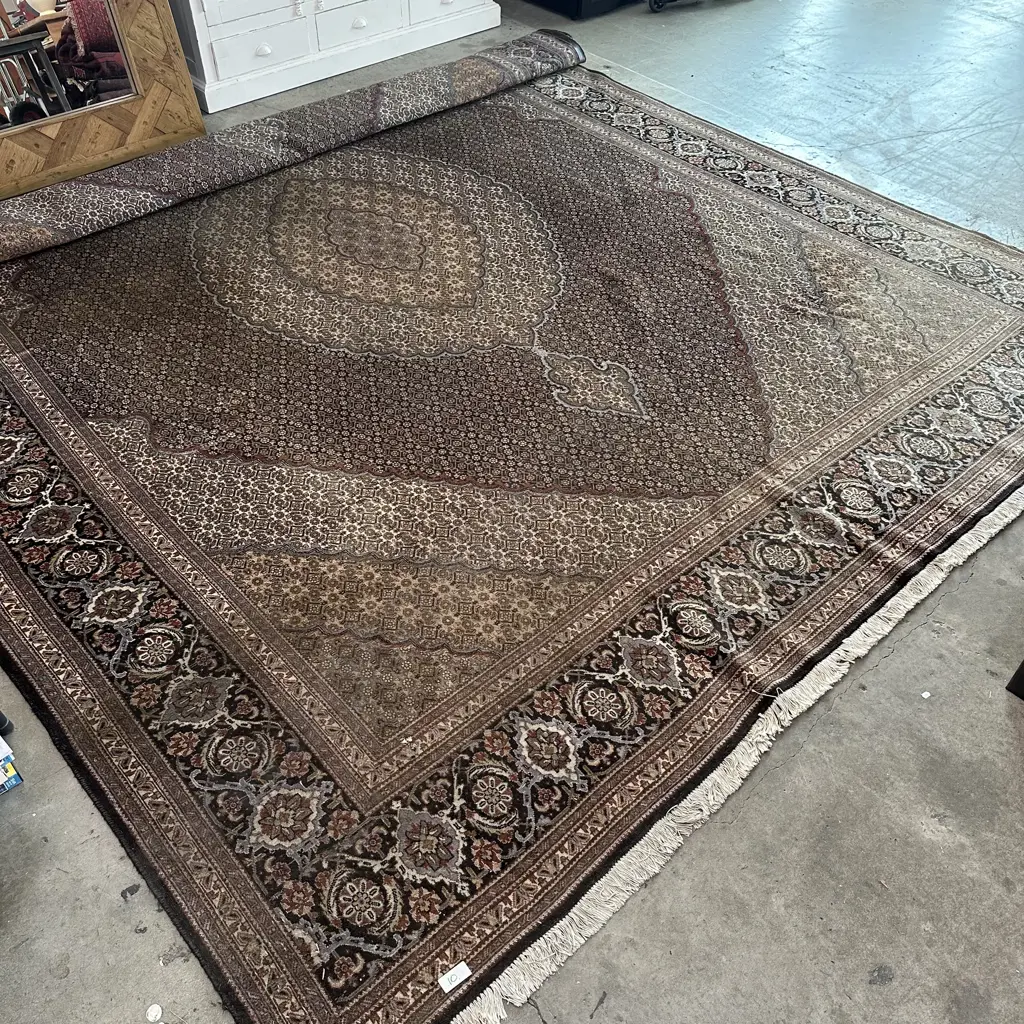 Large Iranian Persian rug 3900 x 3050 Image 1++