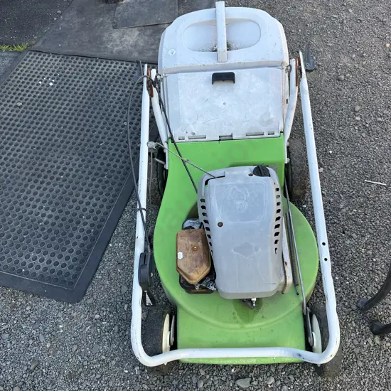 Viking lawn mower working