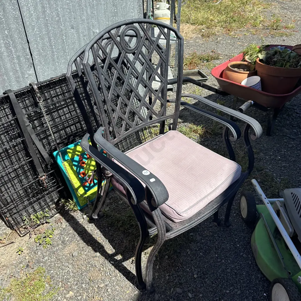 Pr outdoor chairs Image 1++