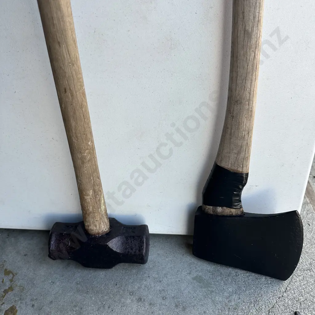 sledge hammer and axe Image 1++