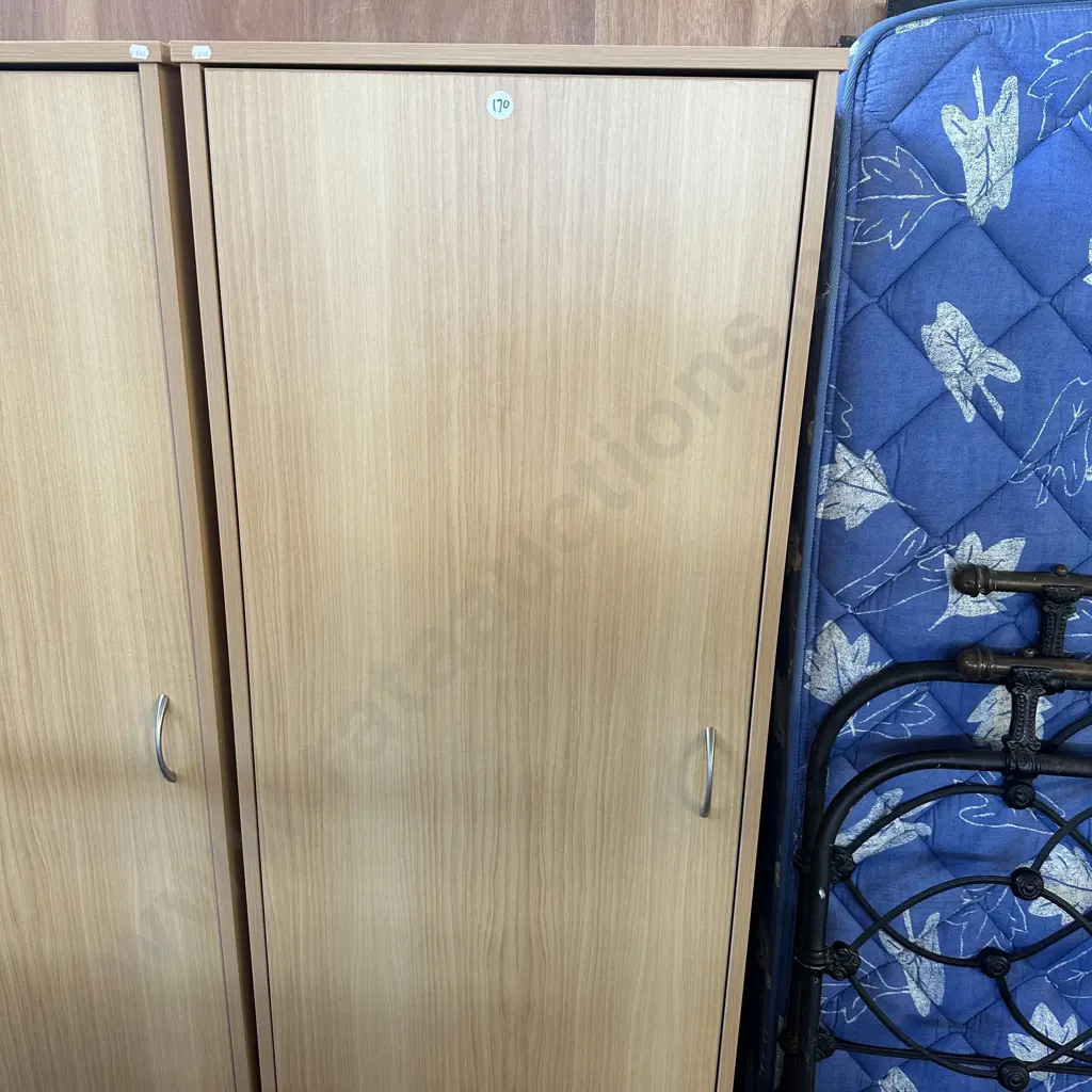 new free standing wardrobe Image 1++