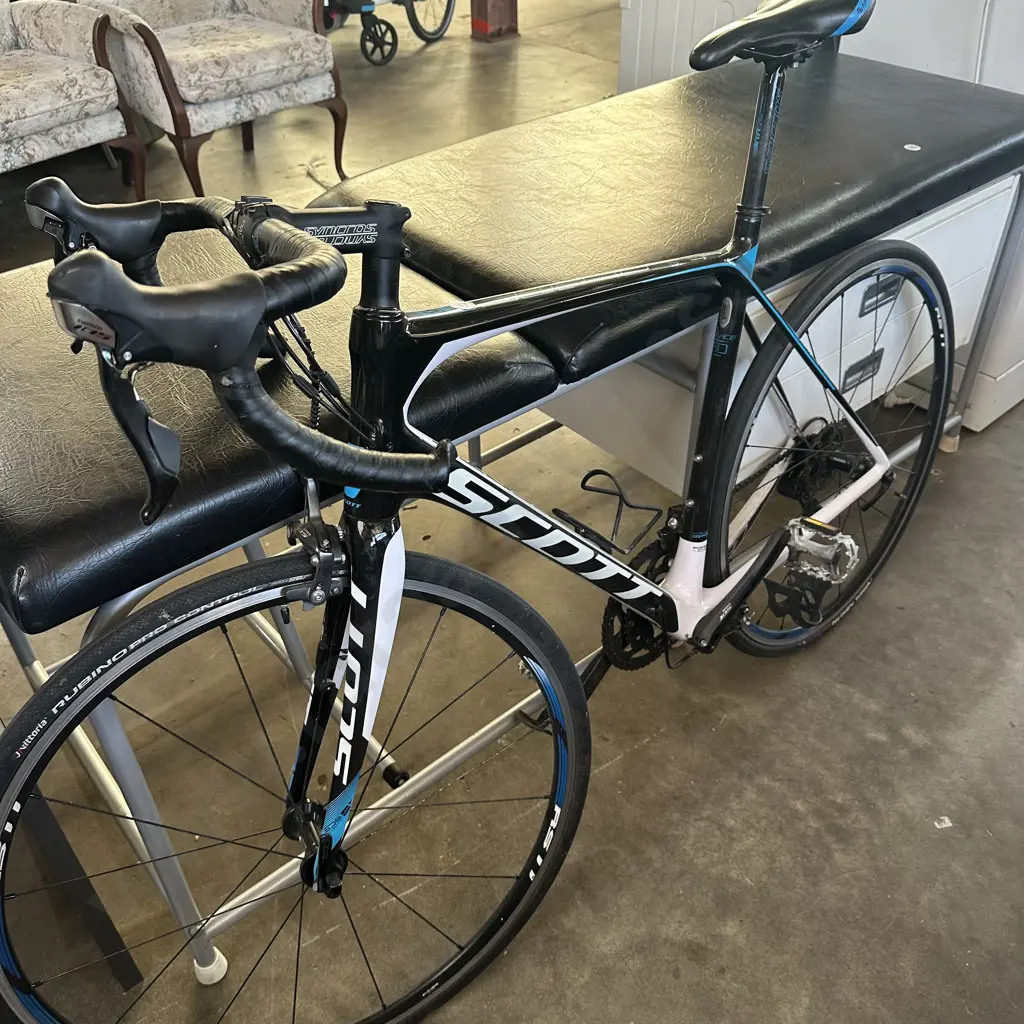 Scott road bike Image 1++