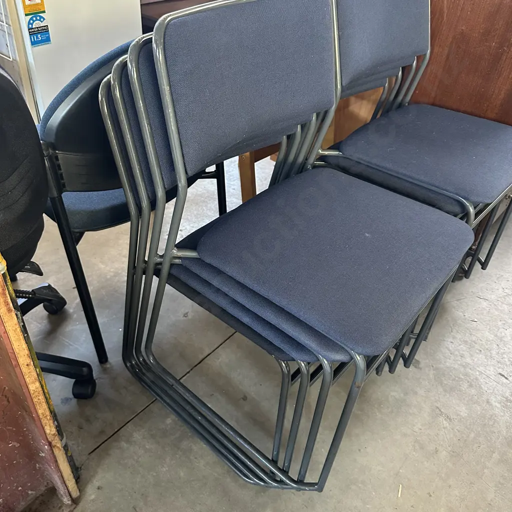 set 4 office chairs Image 1++