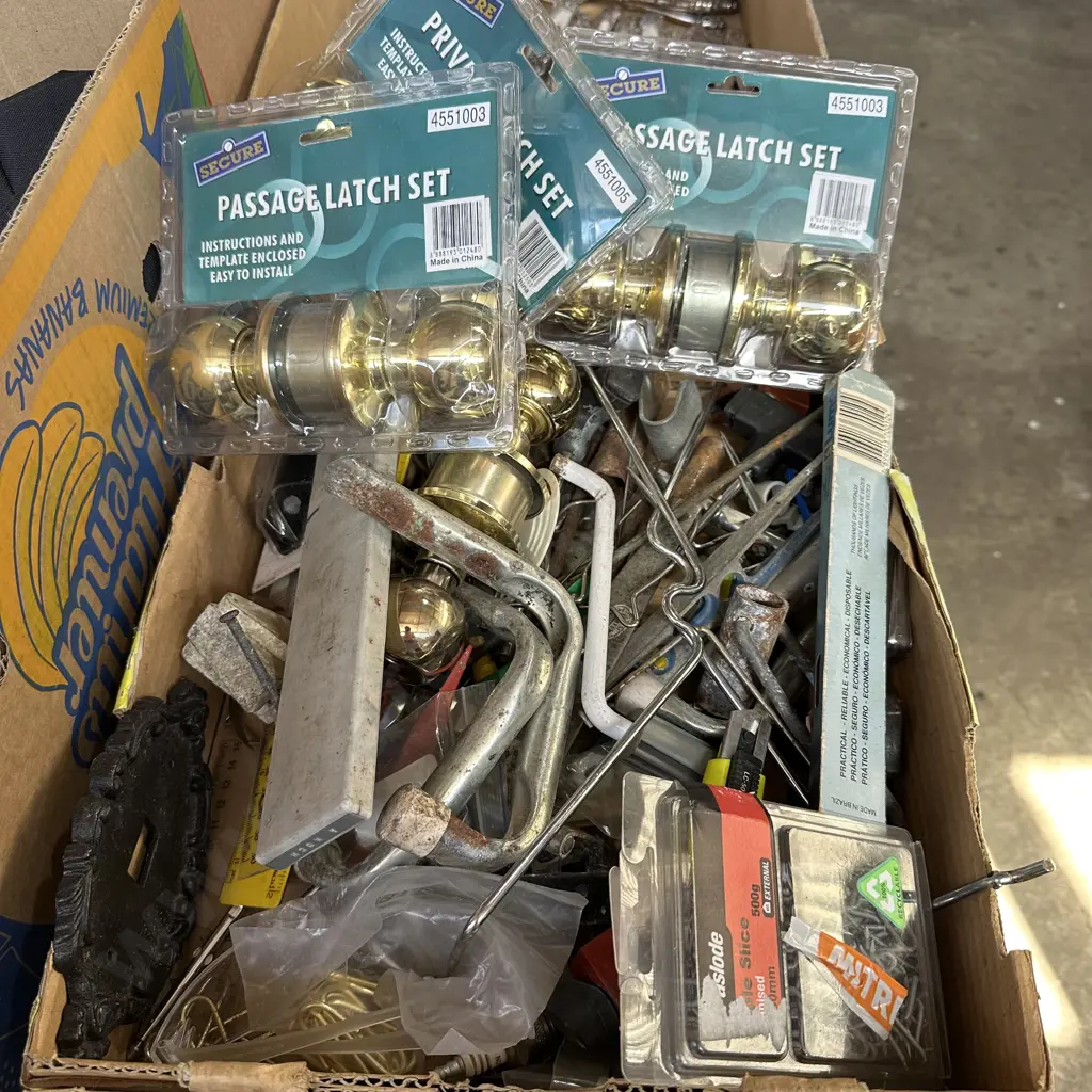 new latch sets and hardware Image 1++