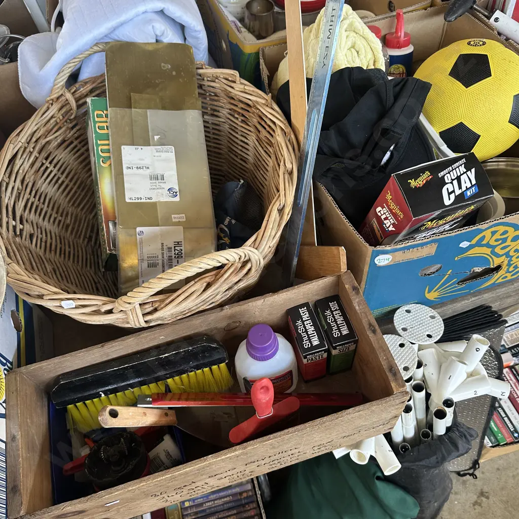 gazebo, Brass shim, pot, ball , wicker basket etc Image 1++