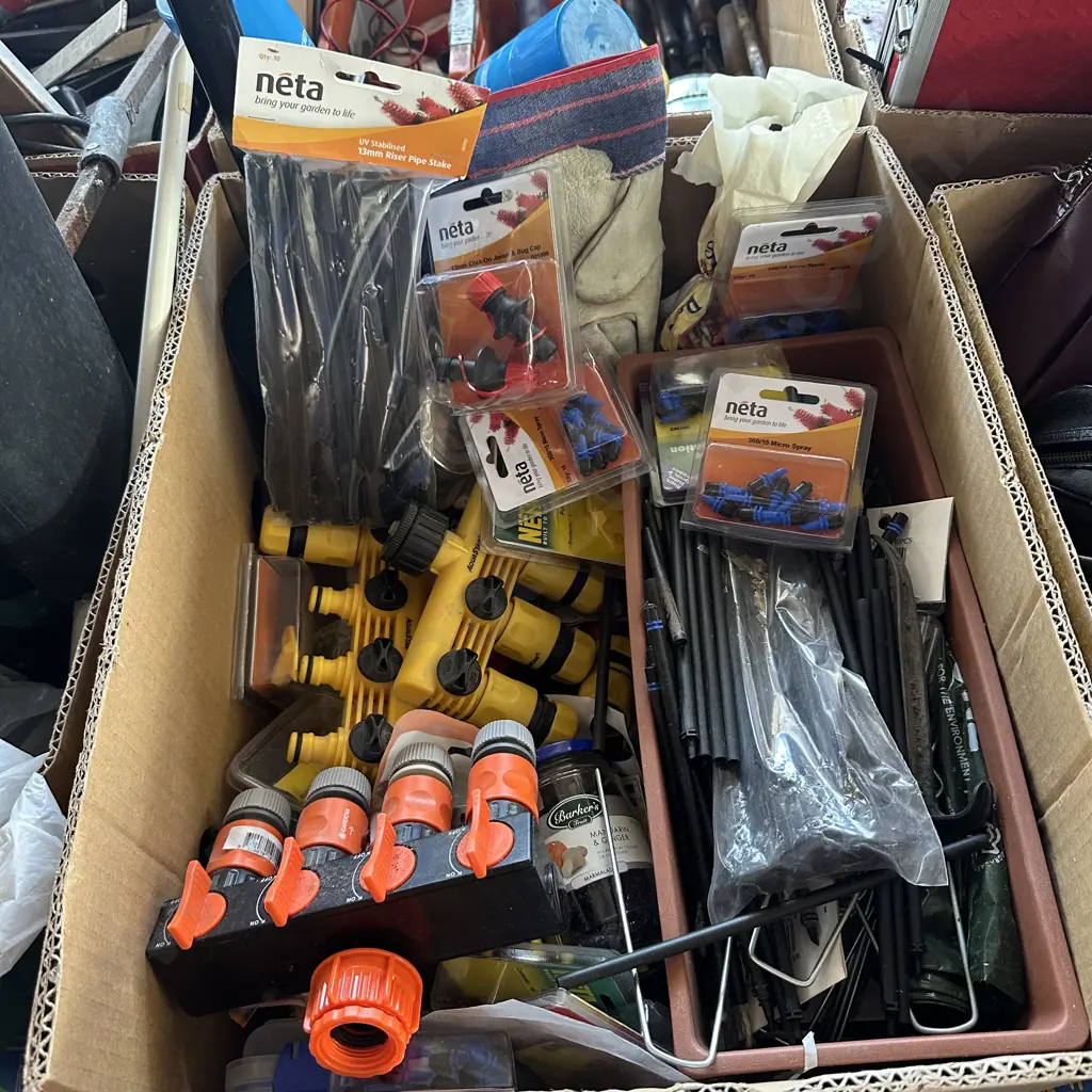 large lot of irrigation & hose fittings Image 1++