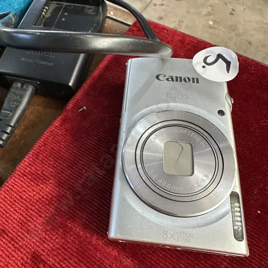 Canon IXUS 185 camera and charger