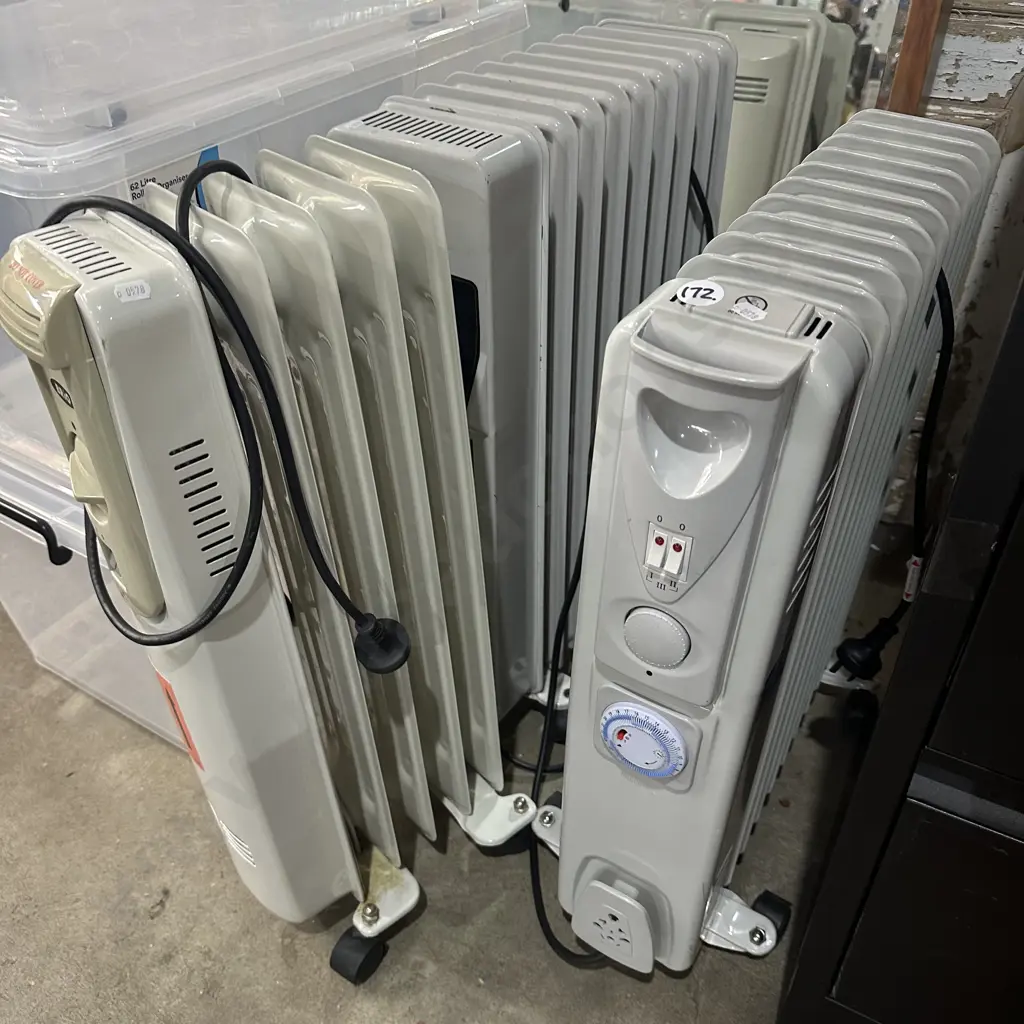 3 oil heaters Image 1++