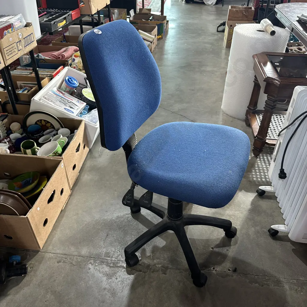 office chair Image 1++