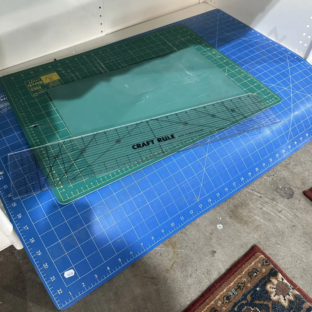 Box lot of english plates, cutlery plus art cutting pads etc. Image 1++