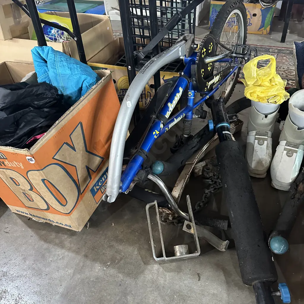 Bay lot of bike and trailer parts, snow boots etc. Image 1++