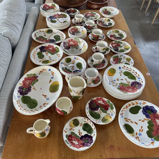 70pc good condition Fleurette pottery