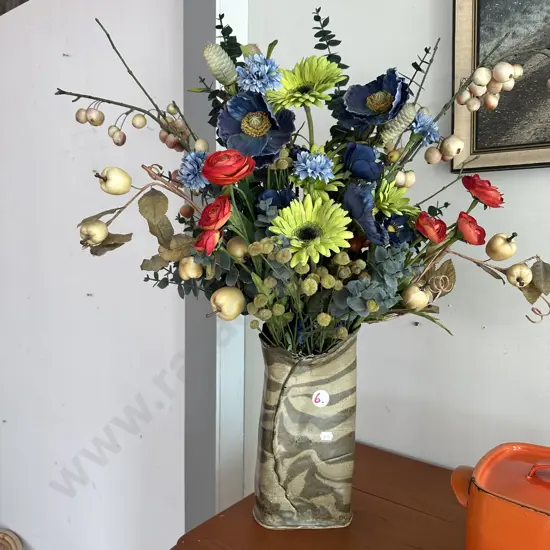 flower & pottery decoration