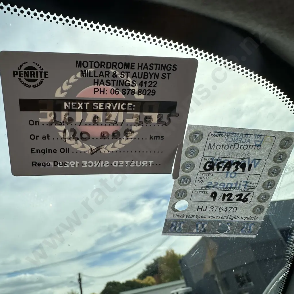 2013 Nissan Juke - excellent condition, 128000kms Image 1++