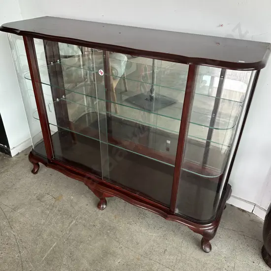 display cabinet