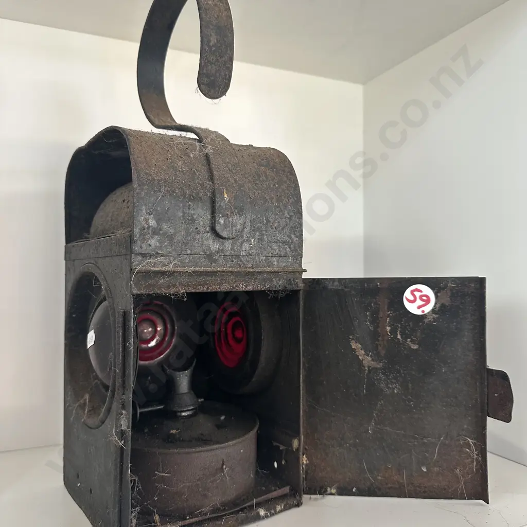 Chalwyn lantern Image 1++