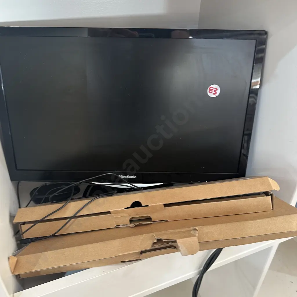 screen, keyboards and mouse Image 1++