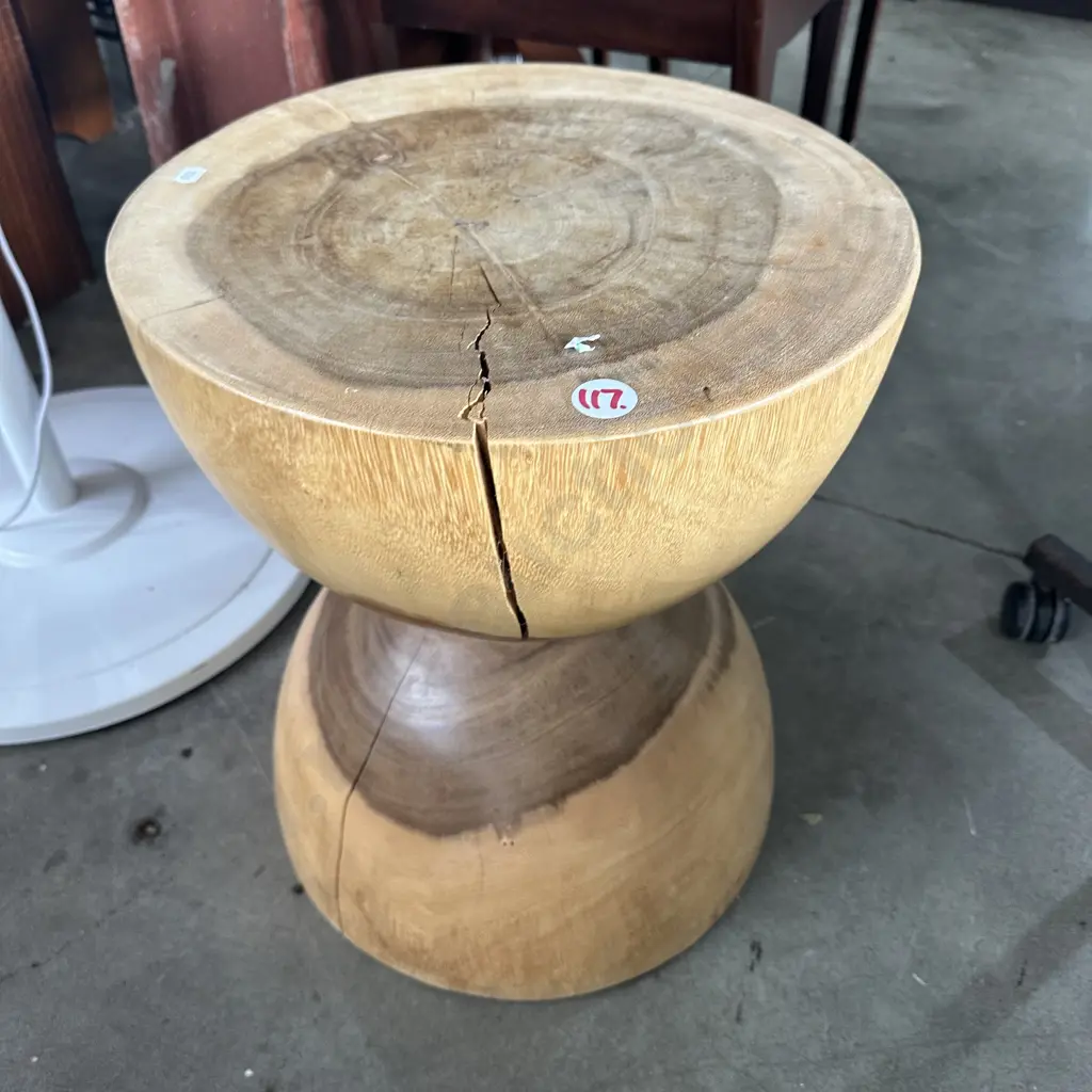 hardwood side table Image 1++