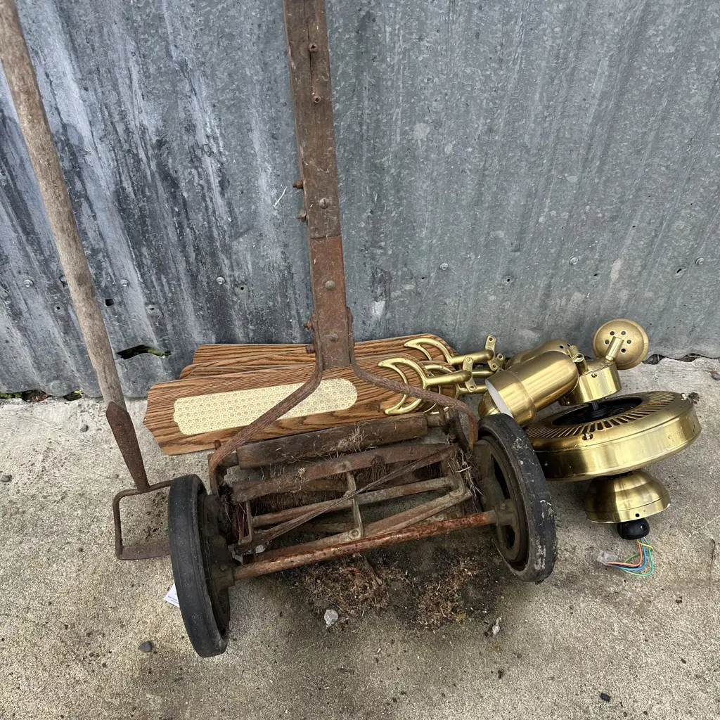 push mower, fan and hoe Image 1++