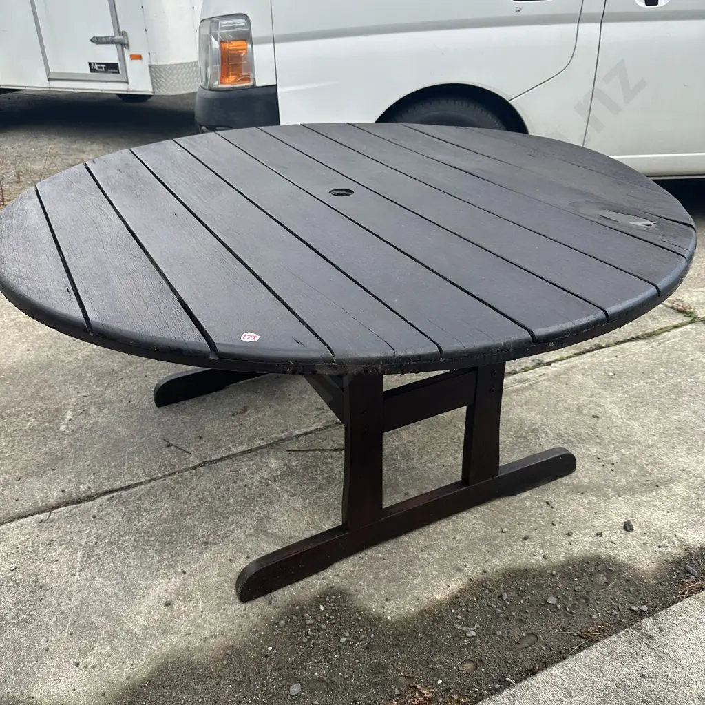 kwila outdoor table 1500mm Image 1++