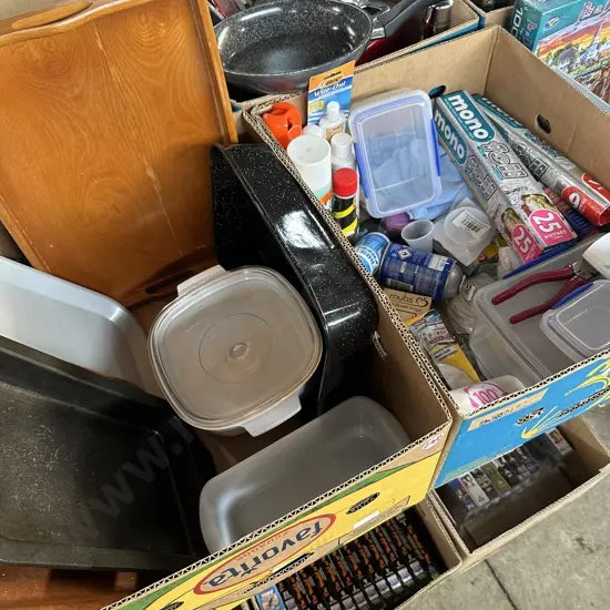 Two boxes Baking and trays, Cleaning and new foil, sistema etc.